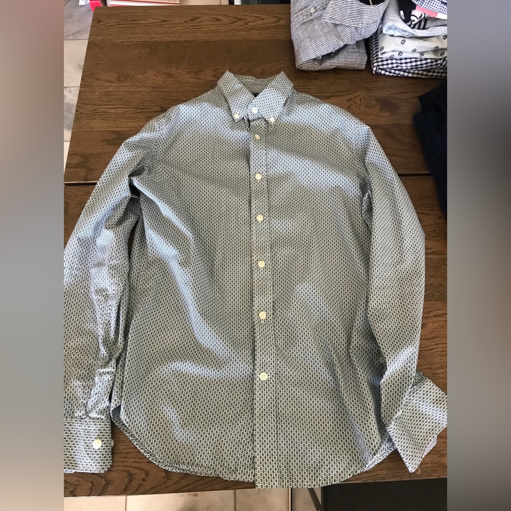 Banana Republic button down shirt M